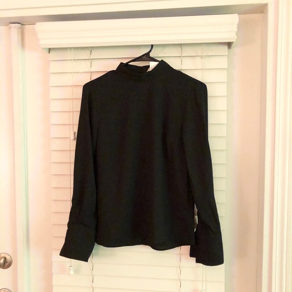 H&M Tops - H&M Cuff Link Button Down Black, Small NWT
